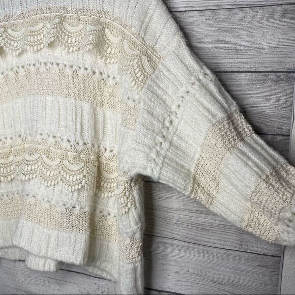 Zara Alpaca Blend Creme Lace Sweater - Picture 4 of 6